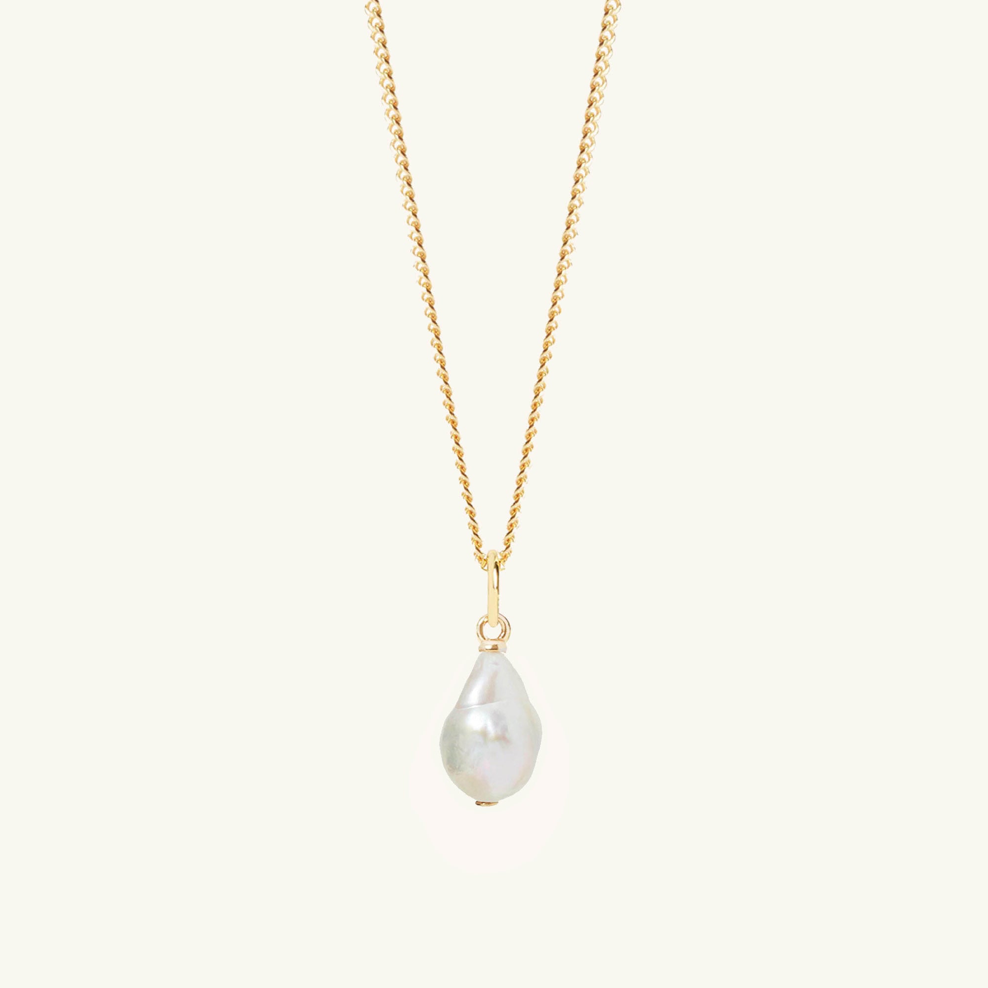 Freshwater Pearl Necklace Gold
