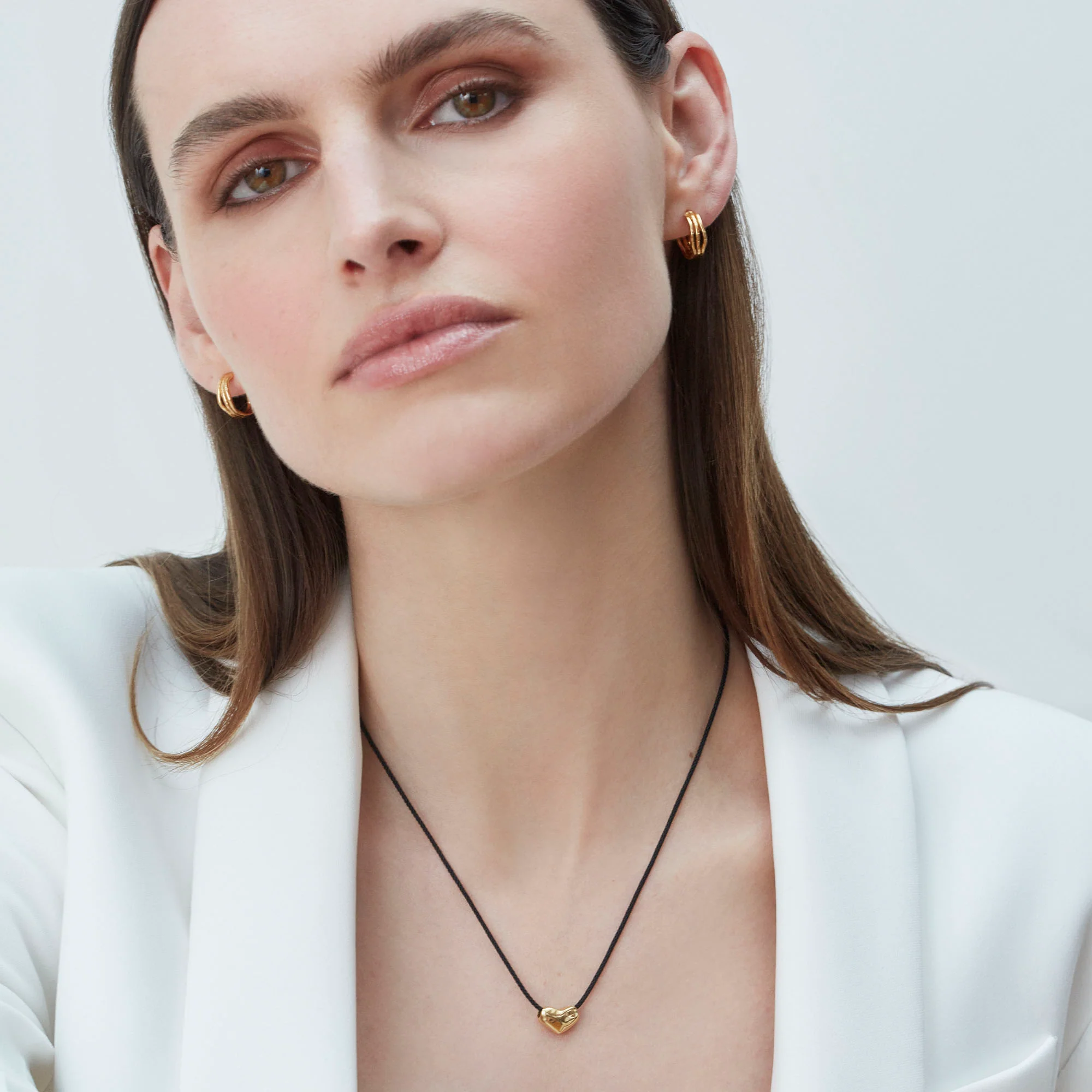 Heart Cord Necklace Gold - Image 2