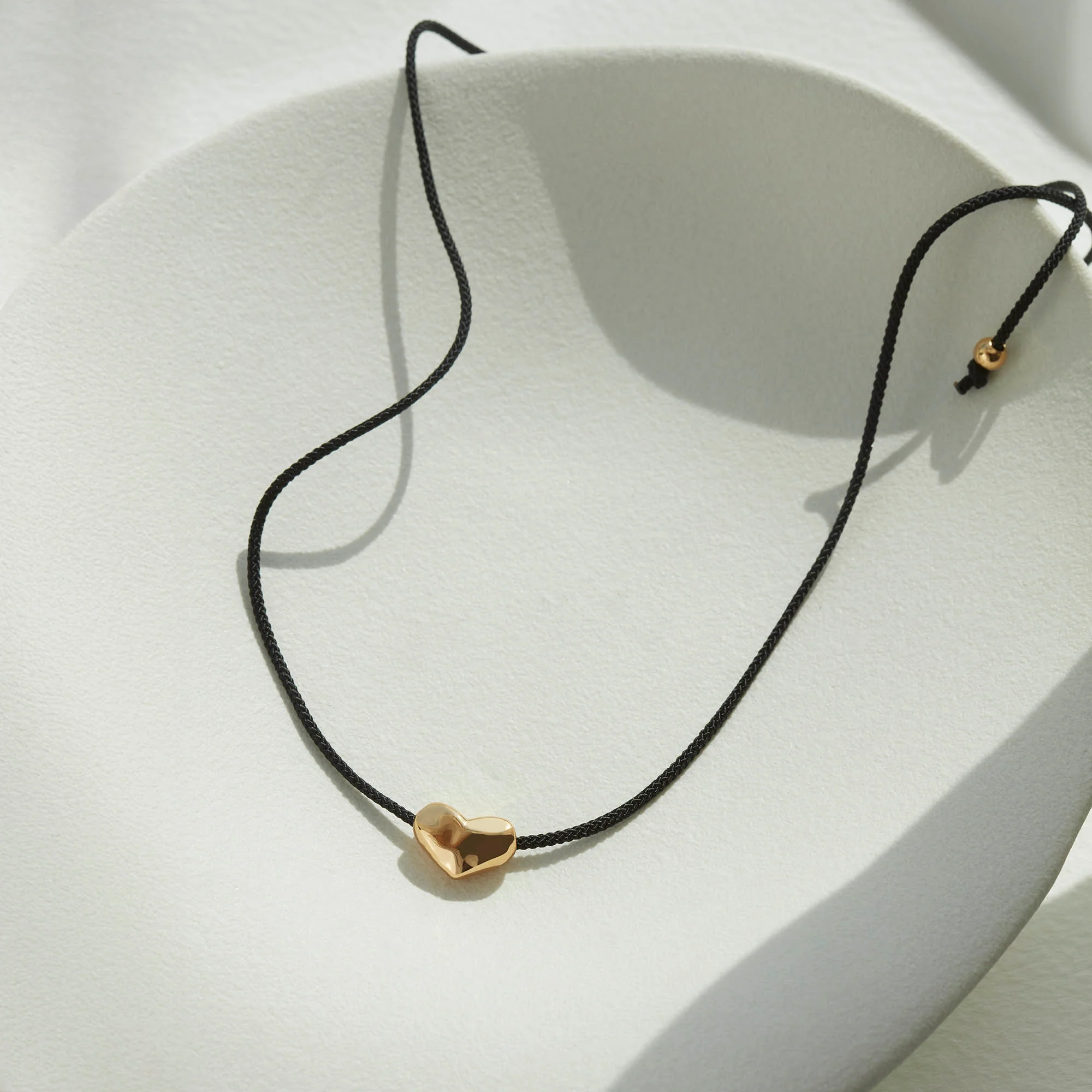 Heart Cord Necklace Gold - Image 3