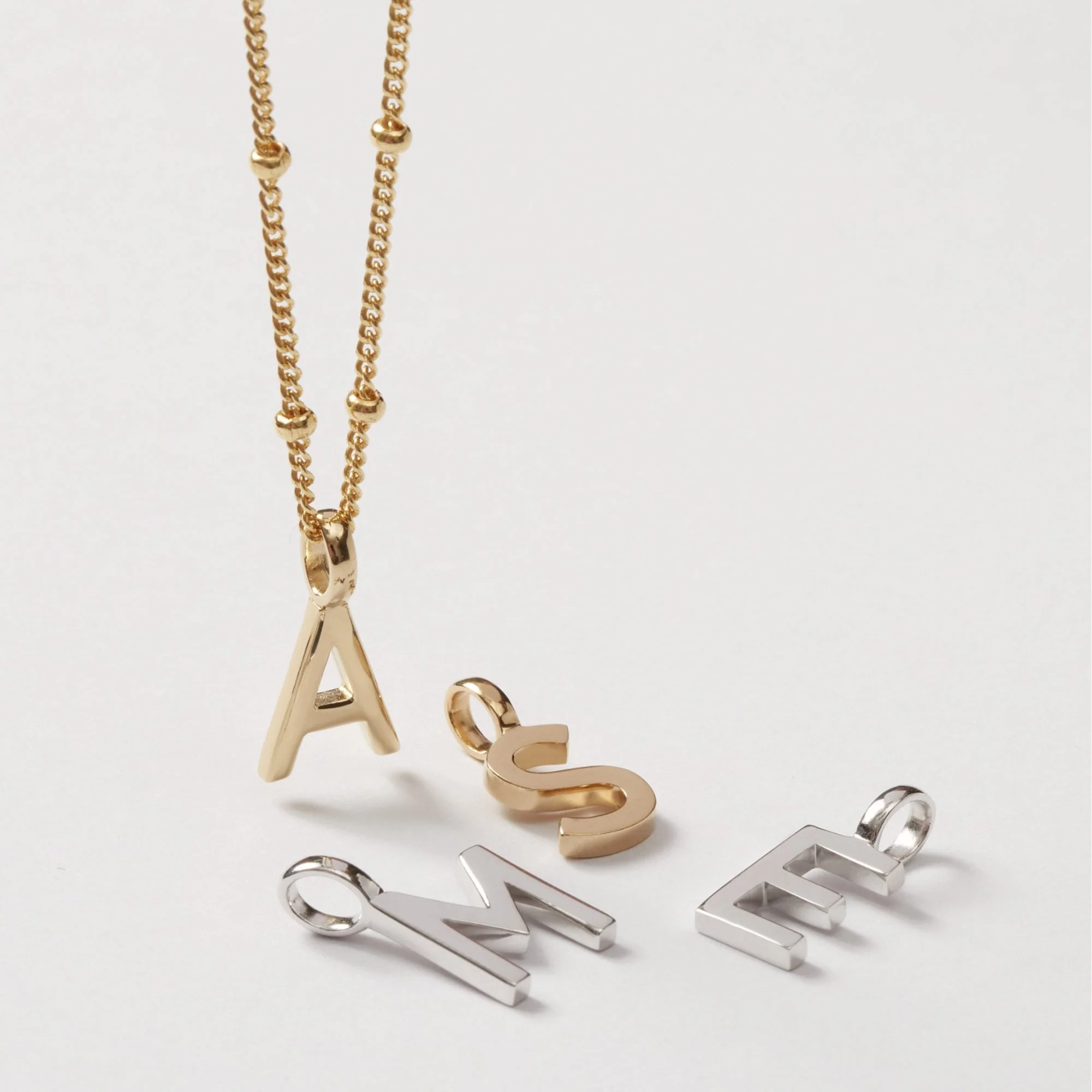Letter Pendant Gold - Image 3