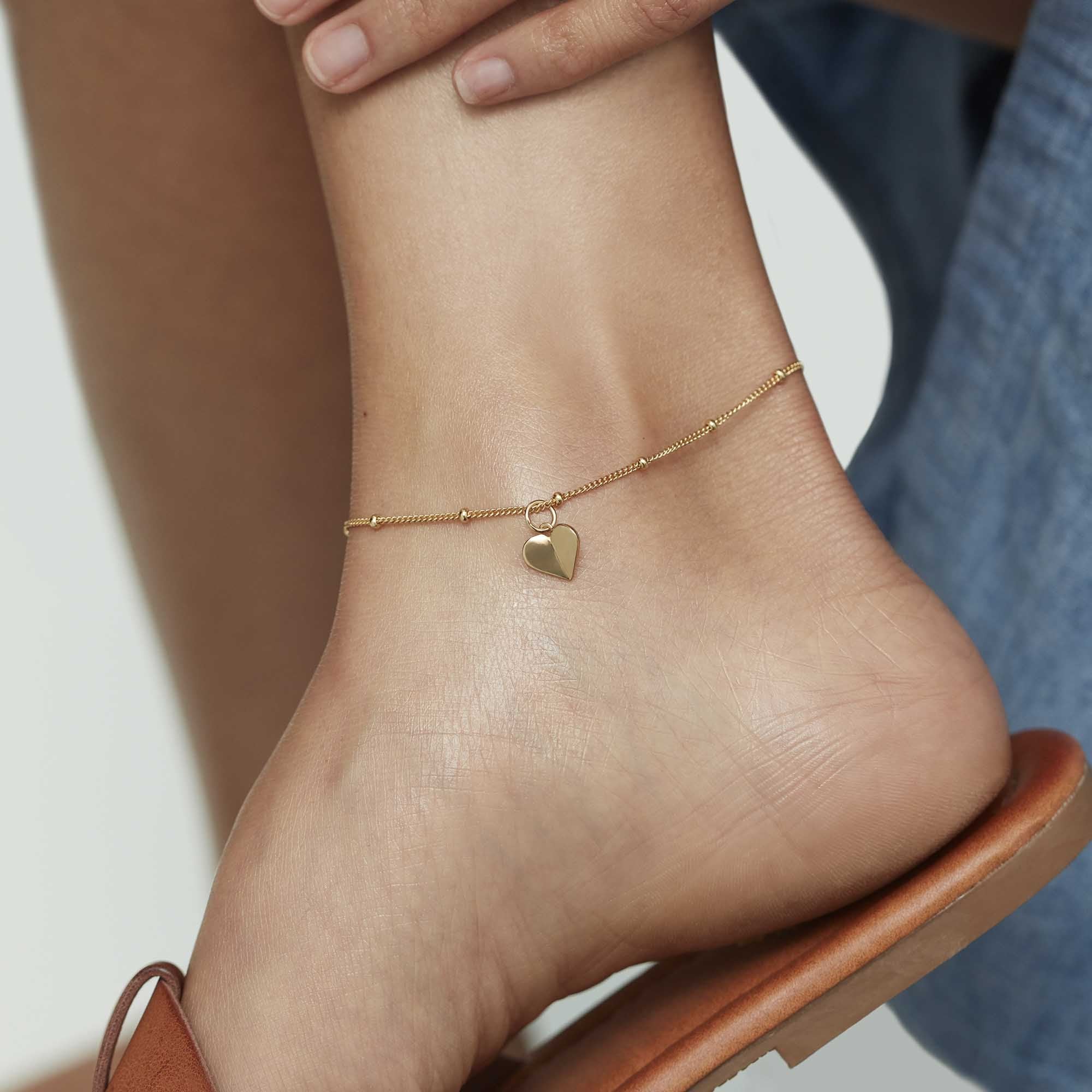 Mini Heart Initial Anklet Gold - Image 2