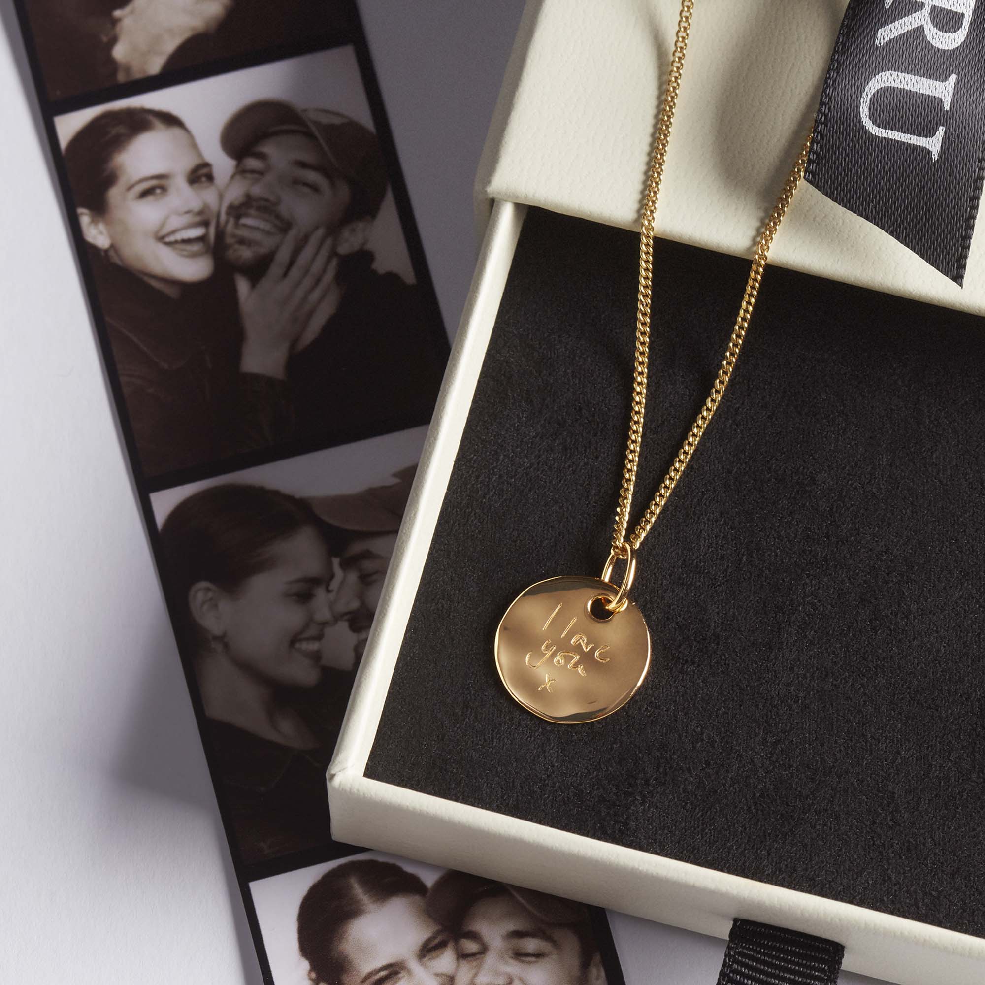 Ripple Disc Necklace Gold - Image 6